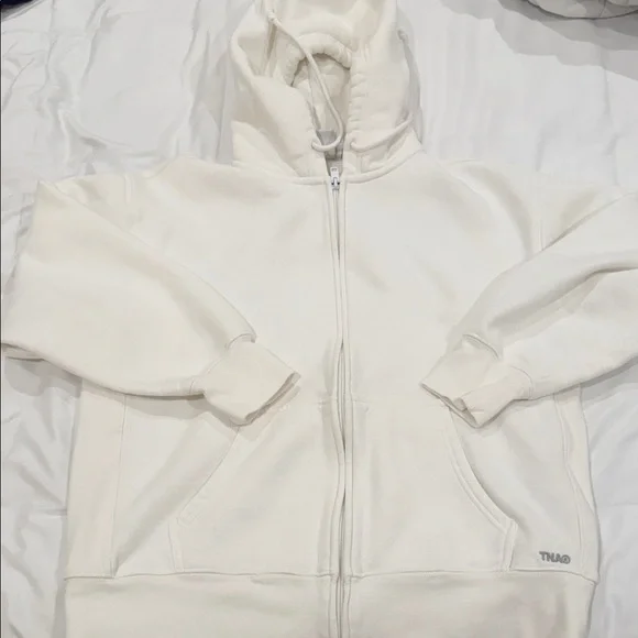 Tna - Picture 1 of 5